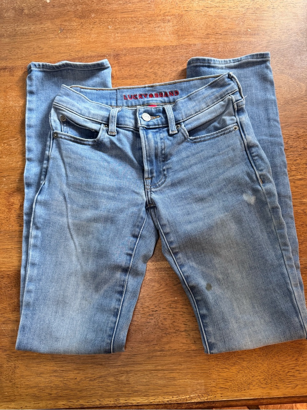 Lucky Brand Women's Straight Leg Jeans in Light Blue Wash